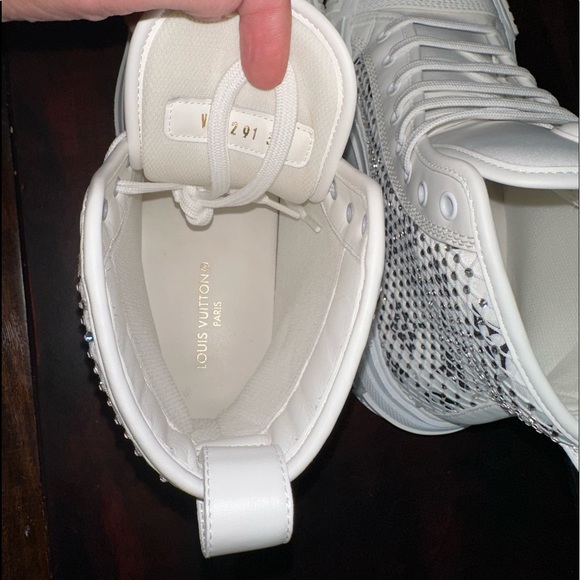 Louis Vuitton LV Squad Sneaker boots. Authentic box, dust bag, and receipt. 39 - Picture 7 of 9